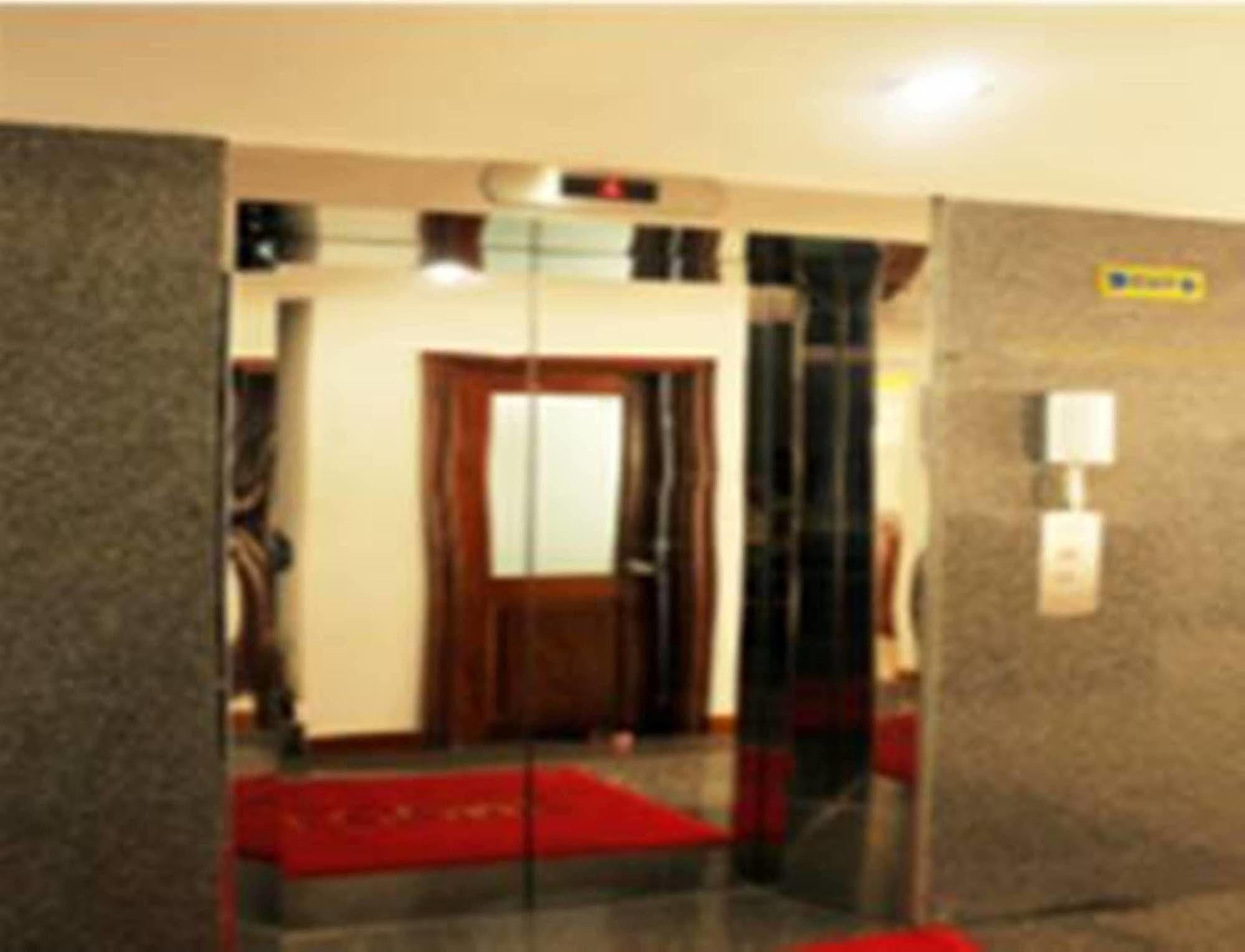 Onestar Danang Riverside Екстериор снимка